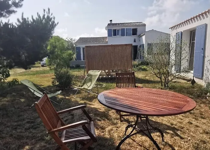 Maison 2 A 4 Personnes Avec Jardin